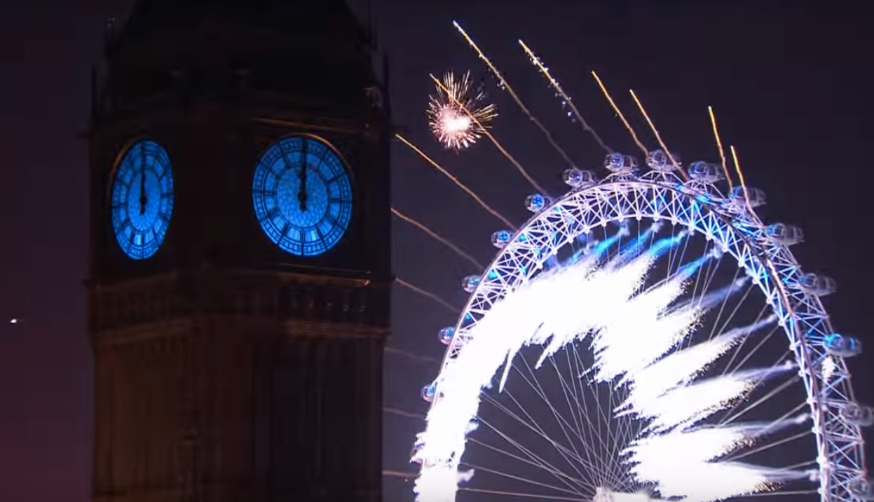 London New Year's Fireworks 2016 Paul Beare